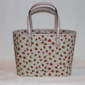 NWT Michael Kors Carter Vanilla Multi Large Open Tote Red Blossoms Flowers